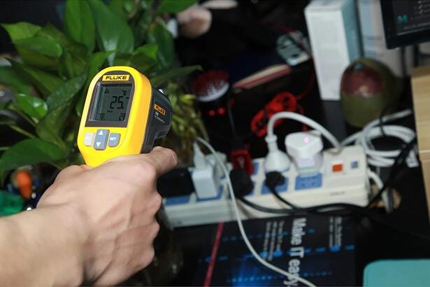 Fluke 59E / 59E+ Infrared Thermometer