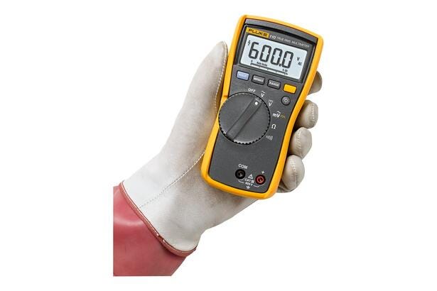 Fluke 110 True-rms Digital Multimeter easily fits in your hand Fluke 110 True-rms Digital Multimeter easily fits in your hand